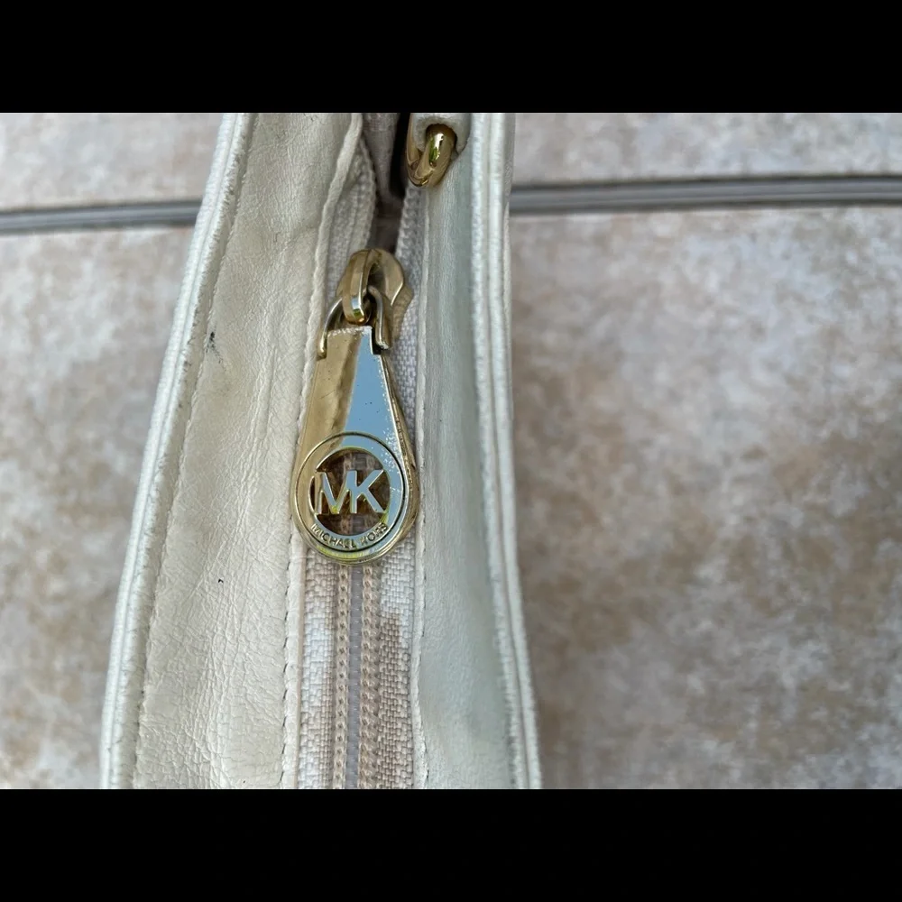Michael Kors Webster Ruched Leather Wallet Clutch